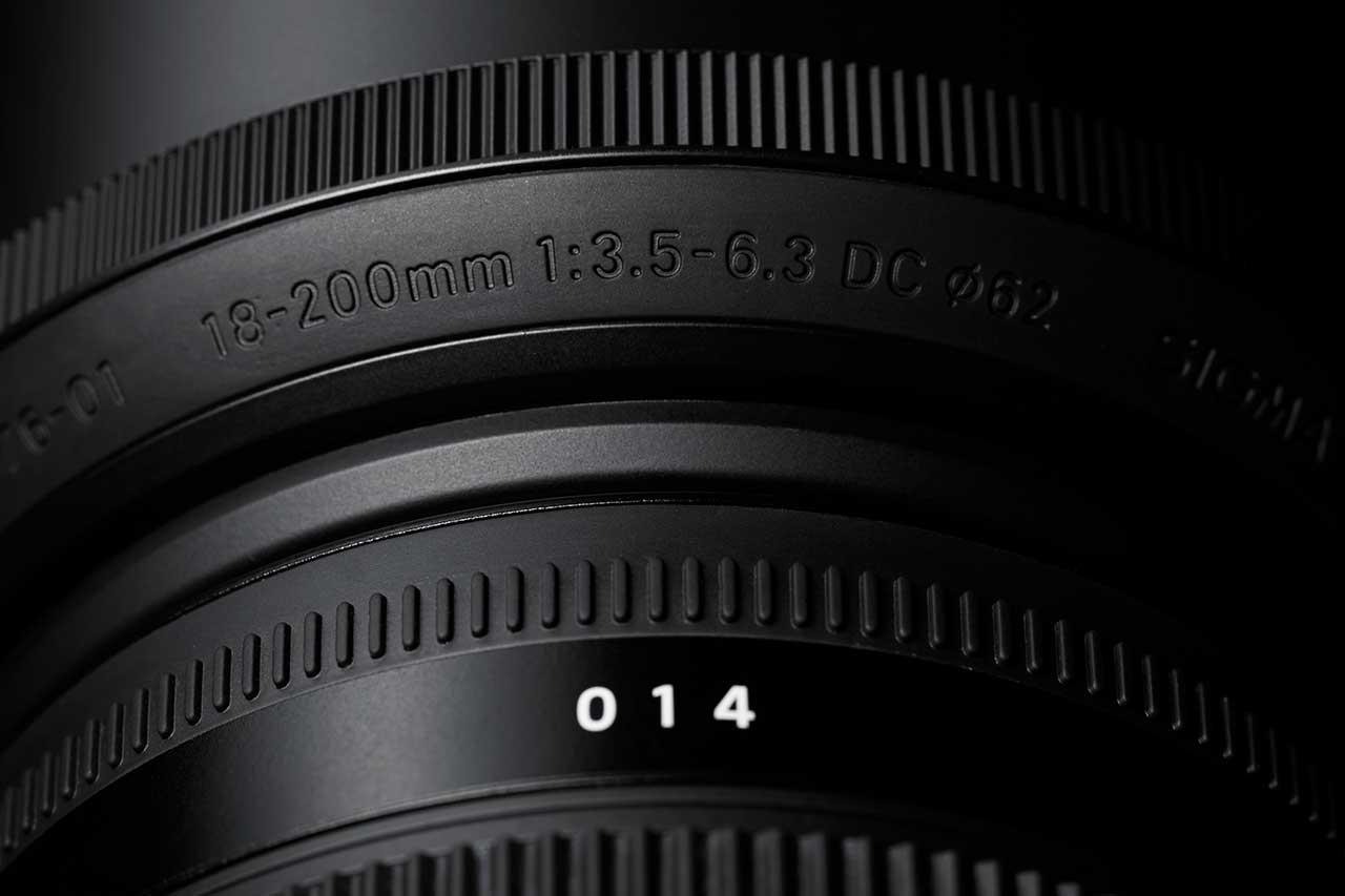 Sigma 18-200mm F3.5-6.3 DC Macro Contemporary